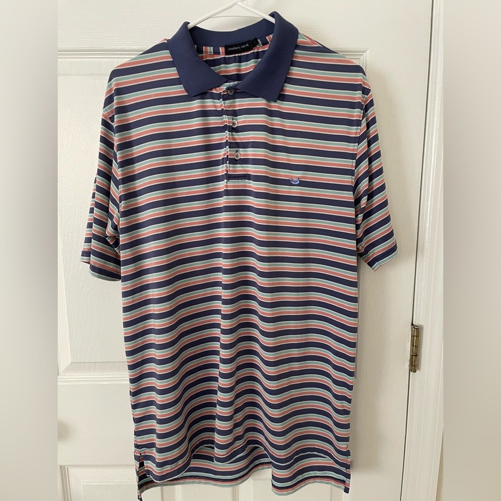 Southern Marsh Moisture-Wicking Performance Polo. Size Medium.